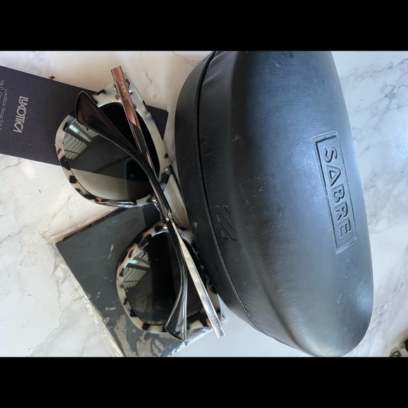 Prada Silver Tortoise White Green Aviator Sunglasses Beyoncé - Picture 7 of 8